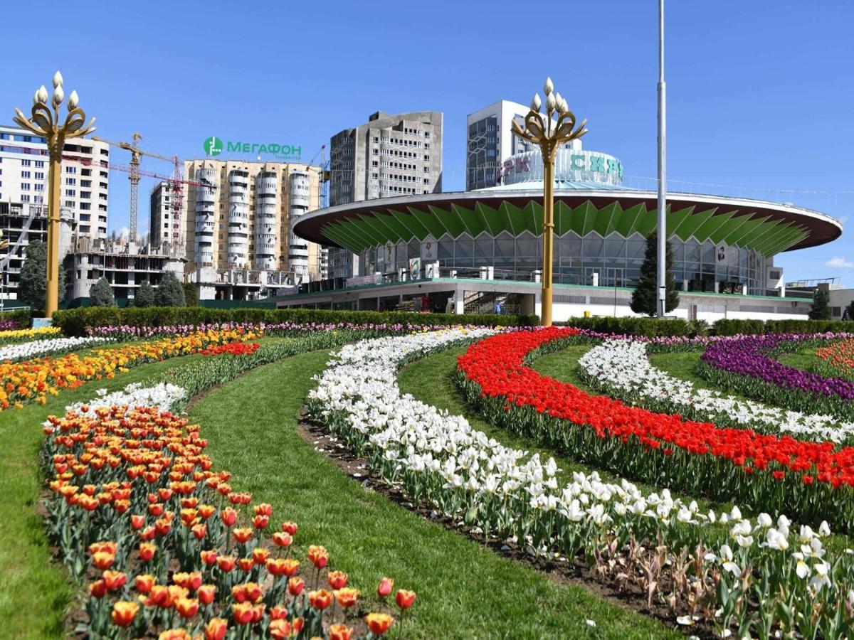Safir Business Hotel O Душанбе Екстериор снимка