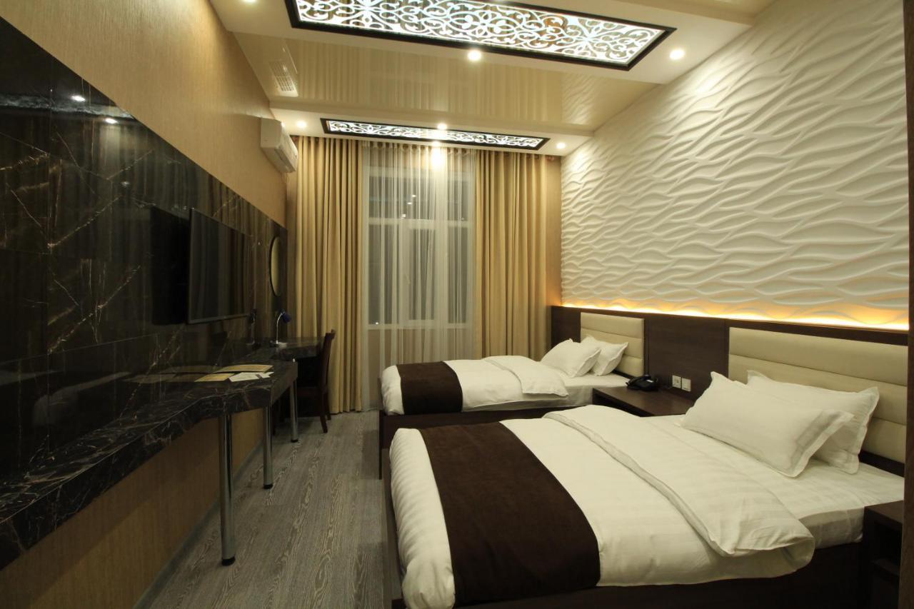 Safir Business Hotel O Душанбе Екстериор снимка